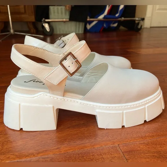 Free People Milan Mary Janes Dune - Picture 7 of 10